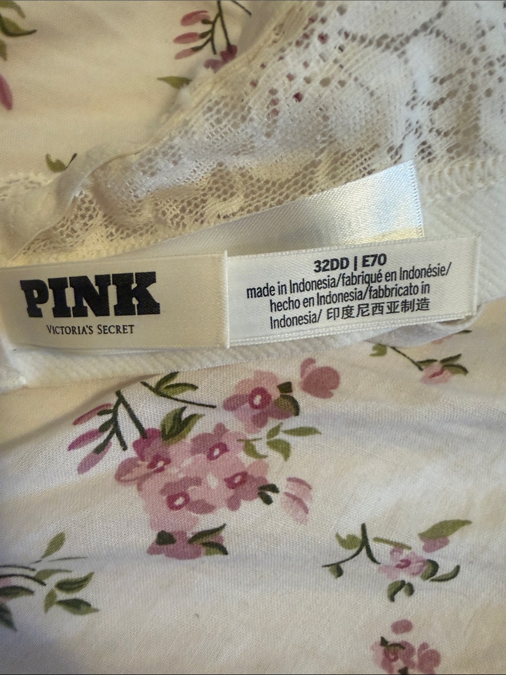 PINK Victoria's Secret White Lace Push-Up Bra - Picture 3 of 4